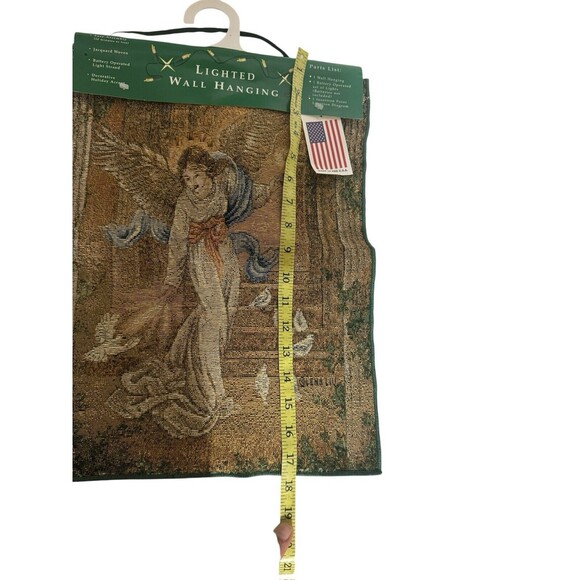 Manual Woodworkers Angel Of Light Tapestry With Lights Wall Hanging 13x18” New - Picture 8 of 9